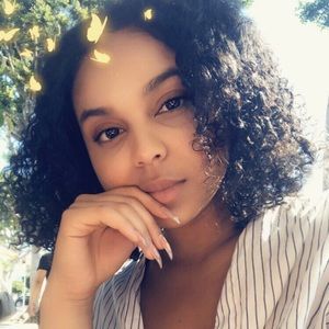 Meet your Posher, Kyla